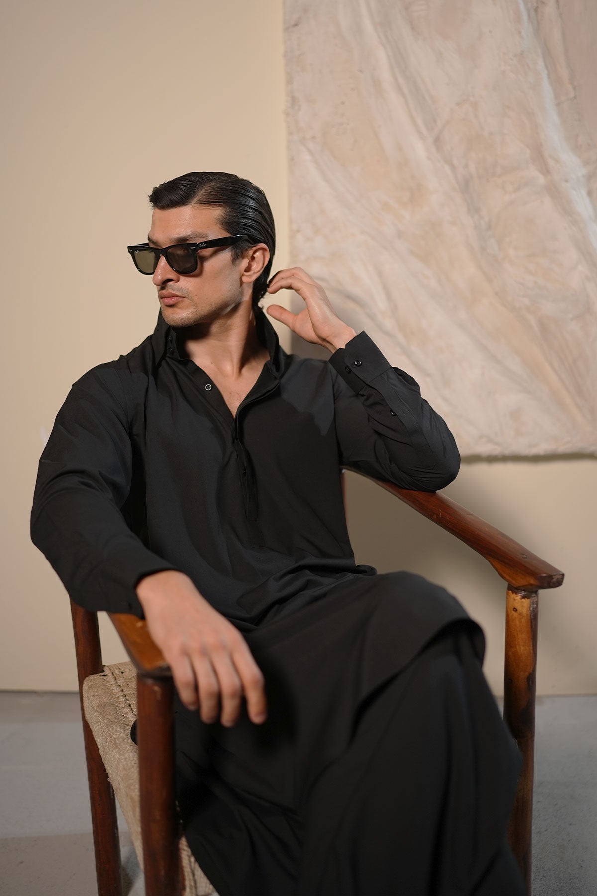 Black Shalwar Kameez