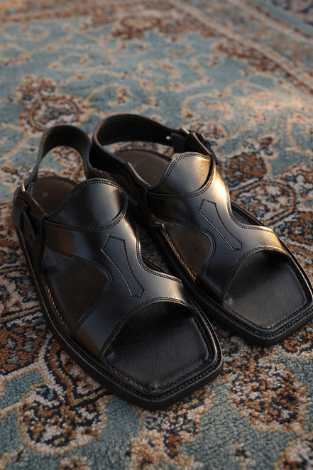Black Leather Charsadda Panjedar Chappal